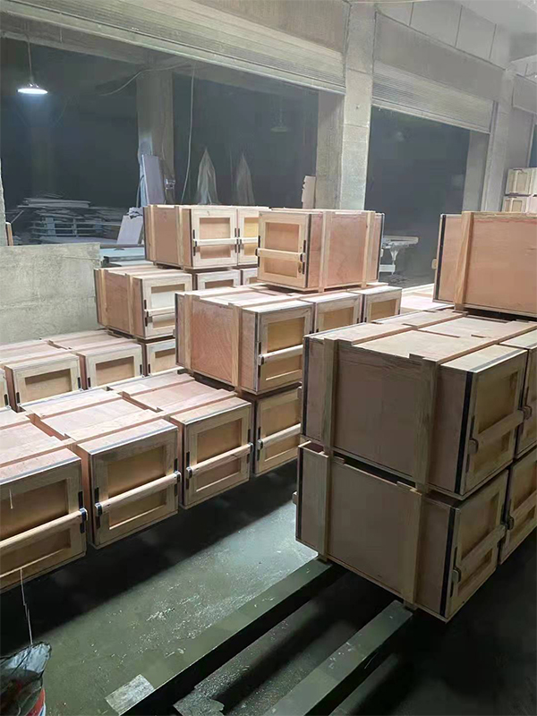 钢带木箱成品案